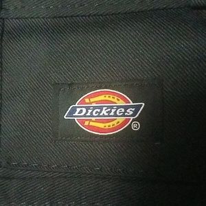 Brand new pair of mens dickies